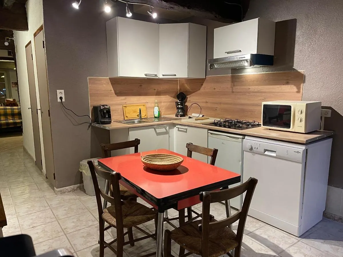 Holiday home A La Petite Maison De Village Sabarat
